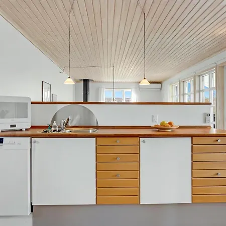 בית נופש In With Kitchen